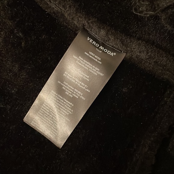 Double faced faux fur moto jacket - Picture 7 of 7